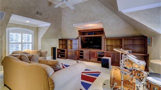 64 Lancaster Boulevard thumbnail image 6