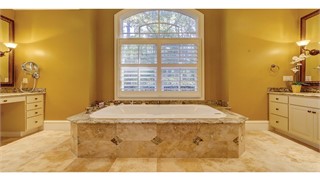 64 Lancaster Boulevard thumbnail image 24