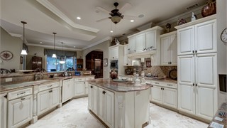 61 Clifton Drive thumbnail image 19