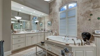 61 Clifton Drive thumbnail image 34