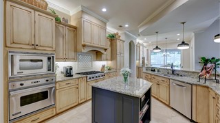 64 Clifton Drive thumbnail image 21