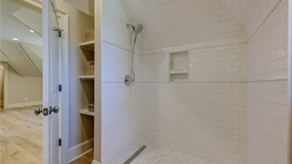 64 Clifton Drive thumbnail image 42