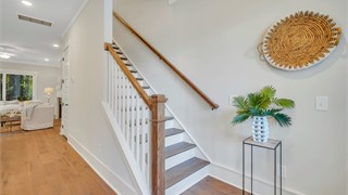 32 Clifton Drive thumbnail image 10