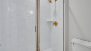 32 Clifton Drive thumbnail image 31