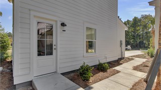 58 Clifton Drive thumbnail image 64