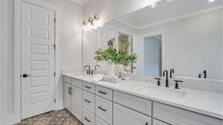 56 Clifton Drive thumbnail image 33