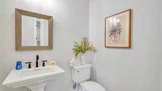 56 Clifton Drive thumbnail image 38