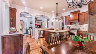 8 Clifton Drive thumbnail image 10