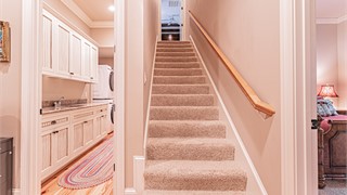 8 Clifton Drive thumbnail image 32