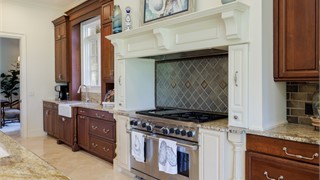 52 Lancaster Blvd thumbnail image 13
