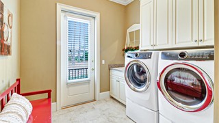 124 Lancaster Blvd thumbnail image 36