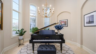 64 Clifton Drive thumbnail image 30