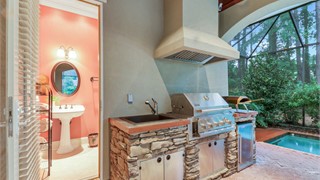 50 Clifton Drive thumbnail image 70