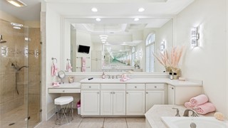 93 Clifton Drive thumbnail image 42