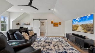 76 Lancaster Boulevard thumbnail image 82