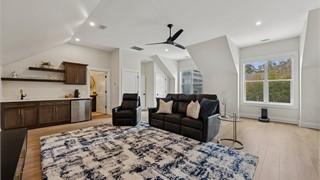 76 Lancaster Boulevard thumbnail image 85