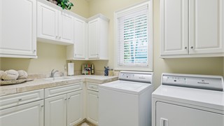22 Clifton Drive thumbnail image 32