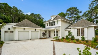 48 Belle Reve thumbnail image 91