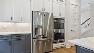 58 Clifton Drive thumbnail image 18