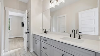 58 Clifton Drive thumbnail image 65