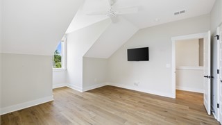 58 Clifton Drive thumbnail image 67