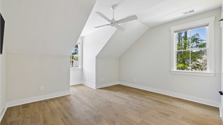58 Clifton Drive thumbnail image 70