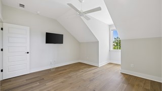 58 Clifton Drive thumbnail image 71