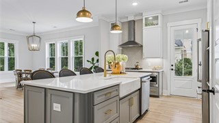 70 Clifton Drive thumbnail image 14