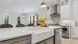 70 Clifton Drive thumbnail image 17