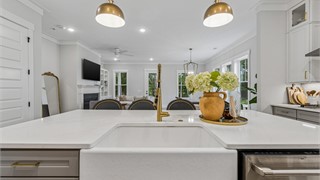 70 Clifton Drive thumbnail image 18