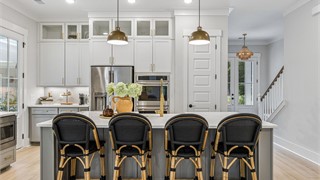 70 Clifton Drive thumbnail image 21