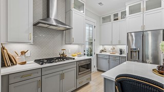 70 Clifton Drive thumbnail image 23