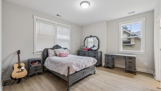 70 Clifton Drive thumbnail image 57