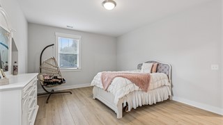 70 Clifton Drive thumbnail image 60