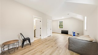 70 Clifton Drive thumbnail image 80